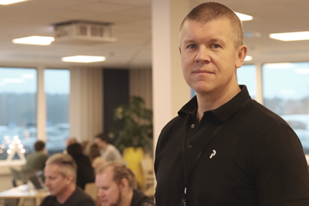 Linus Kvarnhammar från SVT-serien Hackad